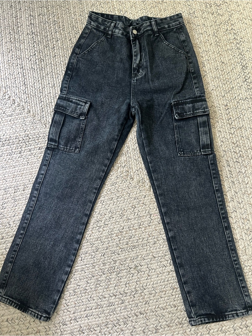 SHEIN women’s  Black Wash Straight Cargo Jeans